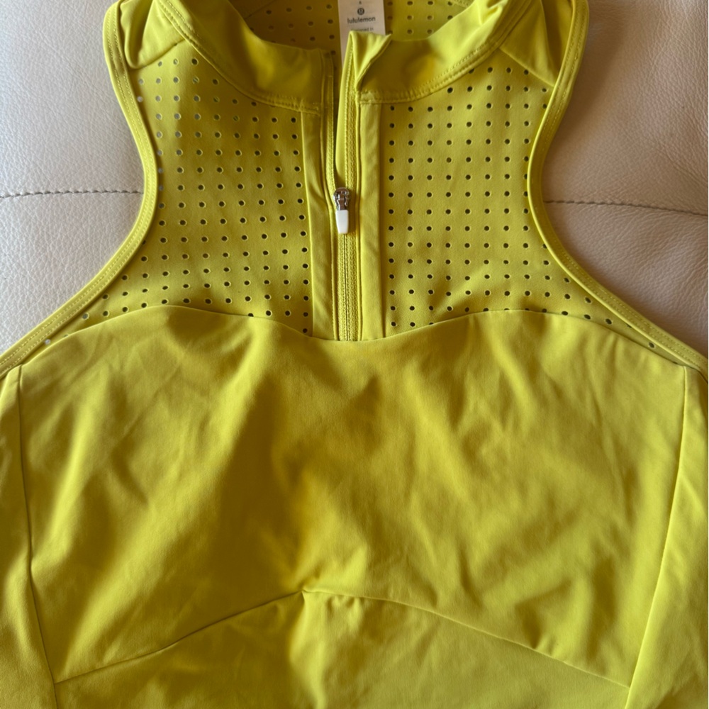 Lululemon sport bra